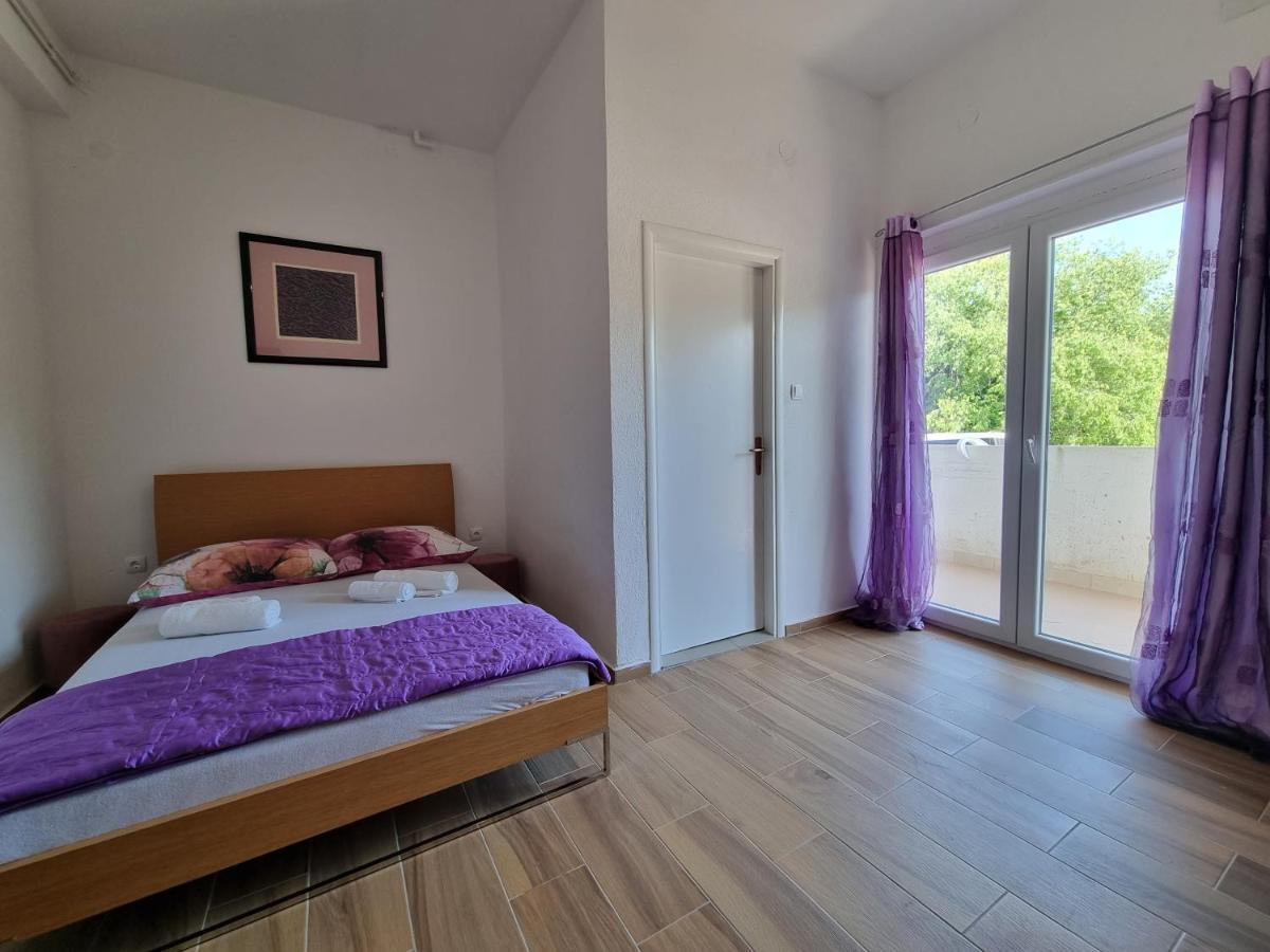 Rooms Slavica オクルグ・ゴルニ エクステリア 写真