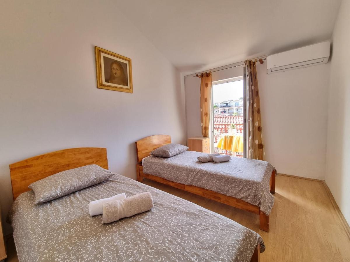 Rooms Slavica オクルグ・ゴルニ エクステリア 写真