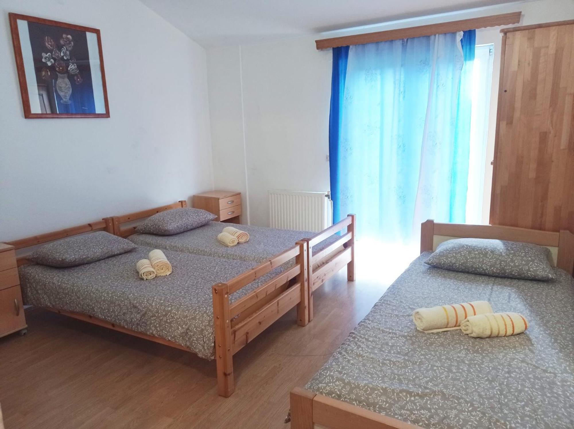 Rooms Slavica オクルグ・ゴルニ 部屋 写真