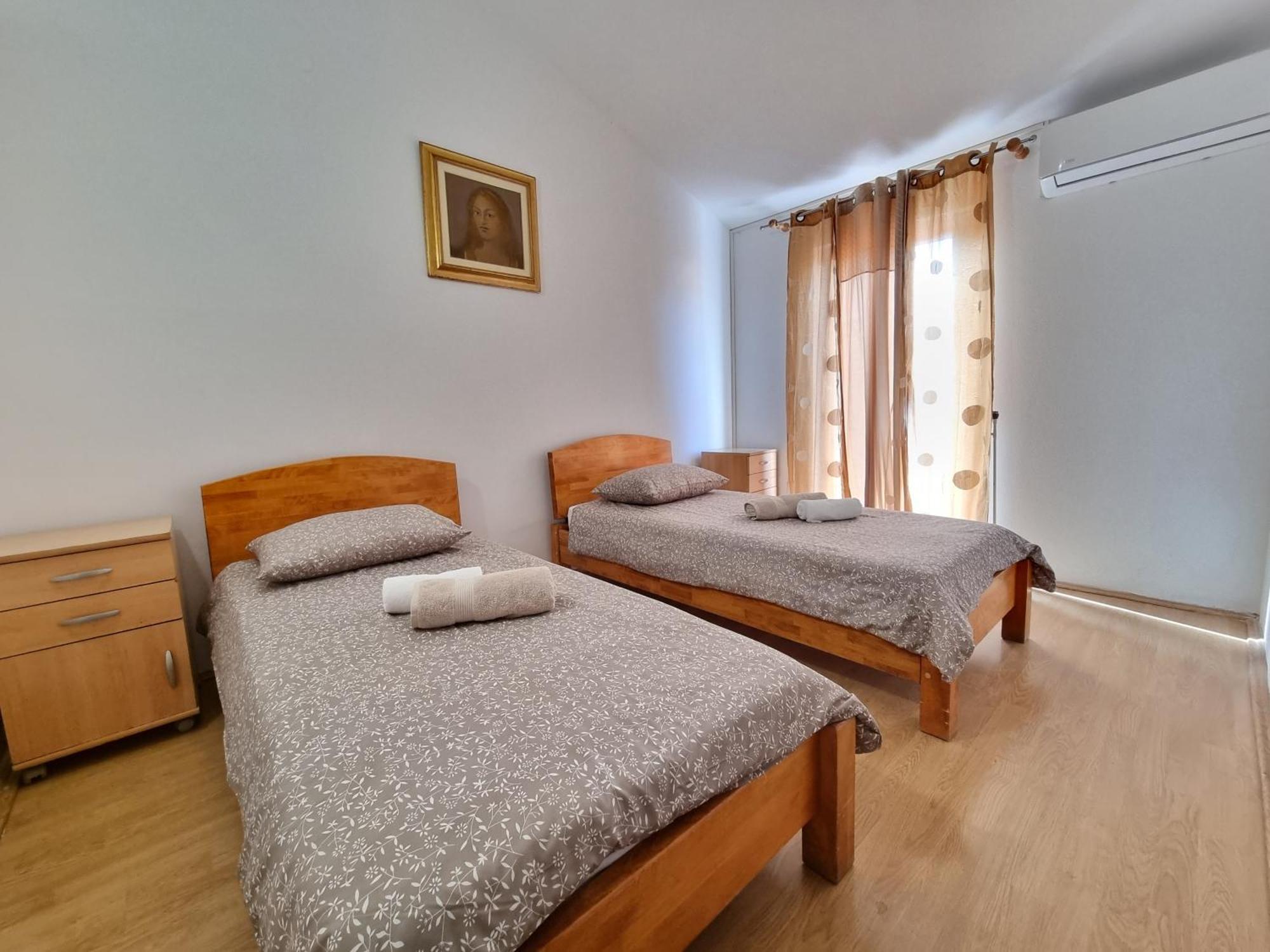 Rooms Slavica オクルグ・ゴルニ 部屋 写真